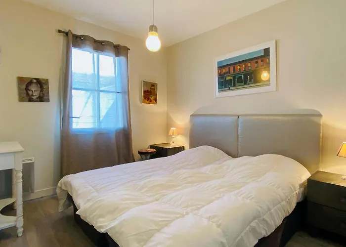 Villa Superbe Avec Piscine Dans Le Village *